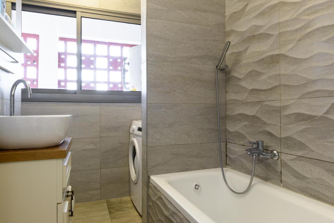 6 Ben Azariah - By Beach Apartments Tlv Tel Aviv Exterior photo